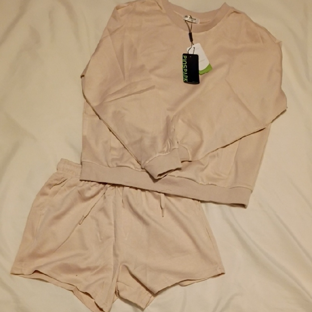 Basixx Women's Cream Lounge Set